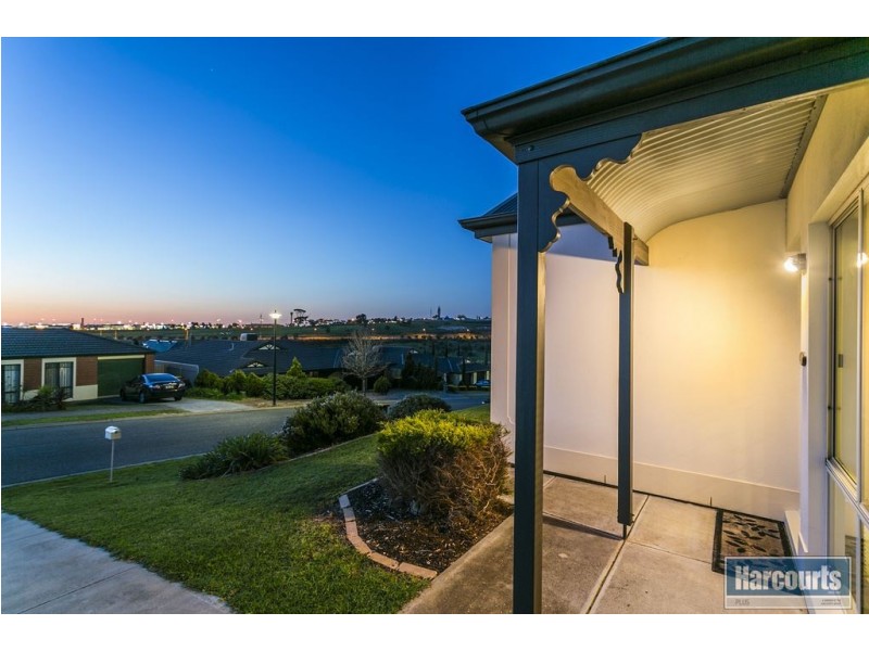 6 Middle Gully Avenue, Sheidow Park SA 5158