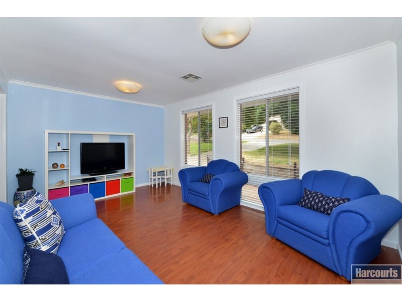 11 Valkyrie Street, Hallett Cove SA 5158