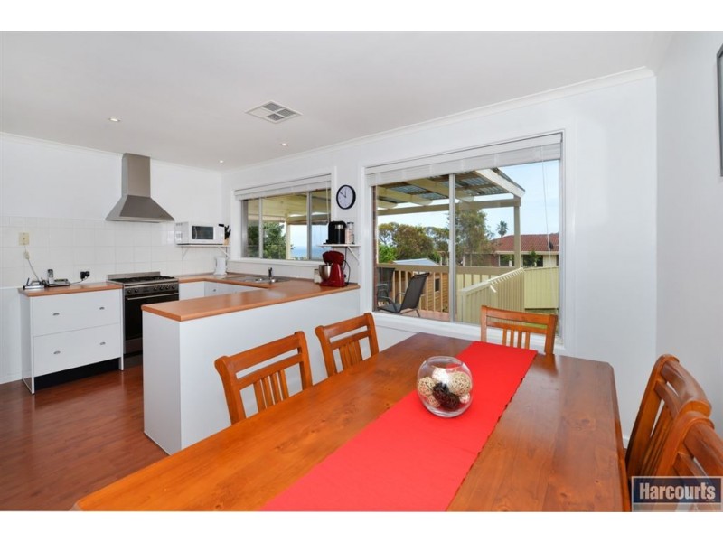 11 Valkyrie Street, Hallett Cove SA 5158