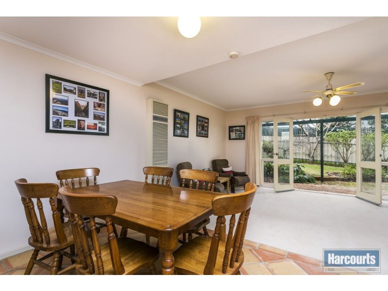 21 Barndoo Street, Hallett Cove SA 5158