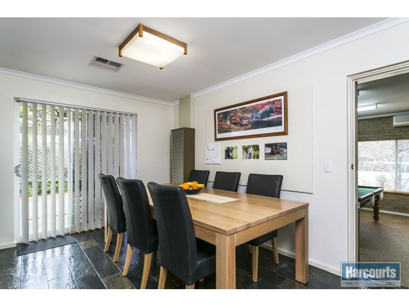 12 Central Avenue, Hallett Cove SA 5158