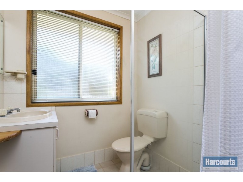 36 Lepena Crescent, Hallett Cove SA 5158