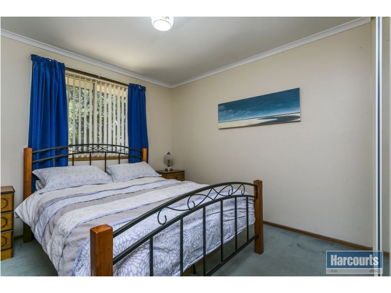 36 Lepena Crescent, Hallett Cove SA 5158