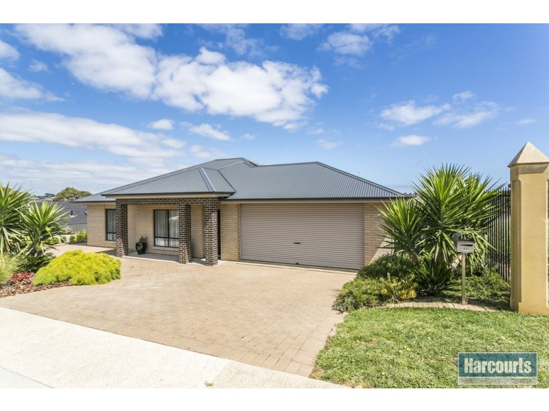 52 Vendale Drive, Flagstaff Hill SA 5159