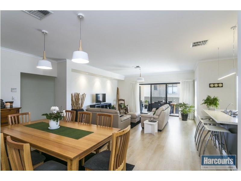 52 Vendale Drive, Flagstaff Hill SA 5159