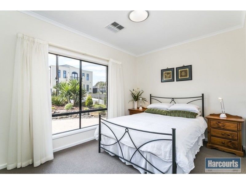 52 Vendale Drive, Flagstaff Hill SA 5159