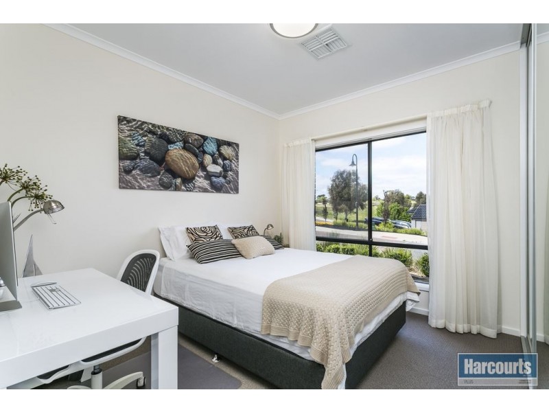 52 Vendale Drive, Flagstaff Hill SA 5159