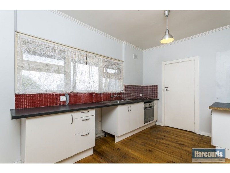 16 Surrey Parade, Morphett Vale SA 5162