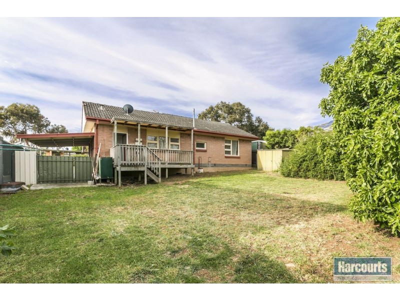 16 Surrey Parade, Morphett Vale SA 5162