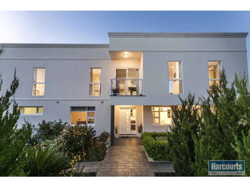 29 Angas Crescent, Marino SA 5049