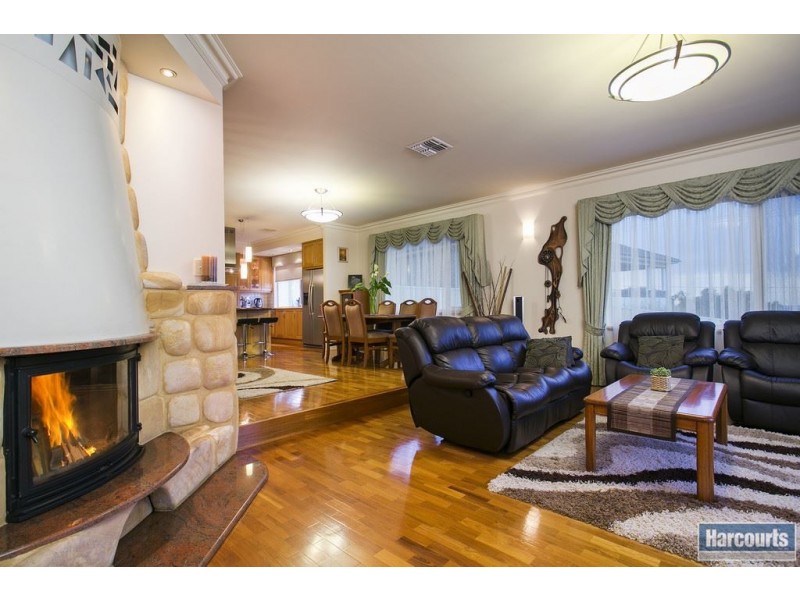 3 Seacombe Crescent, Seacombe Heights SA 5047