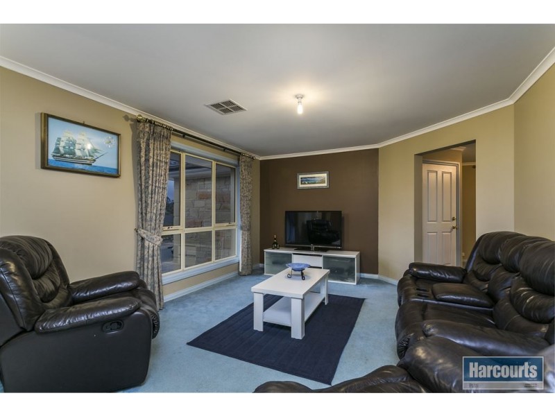 6 Sally Court, Hallett Cove SA 5158