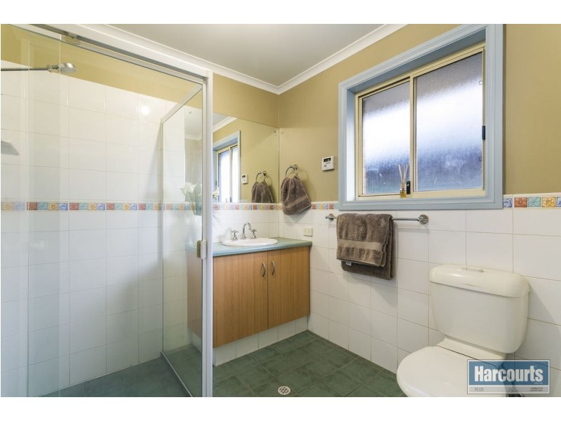 6 Sally Court, Hallett Cove SA 5158