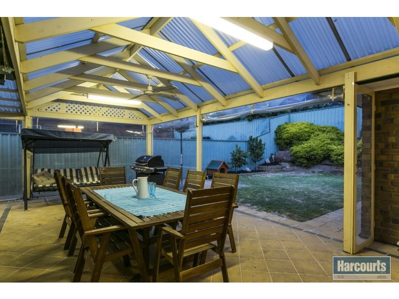 6 Sally Court, Hallett Cove SA 5158