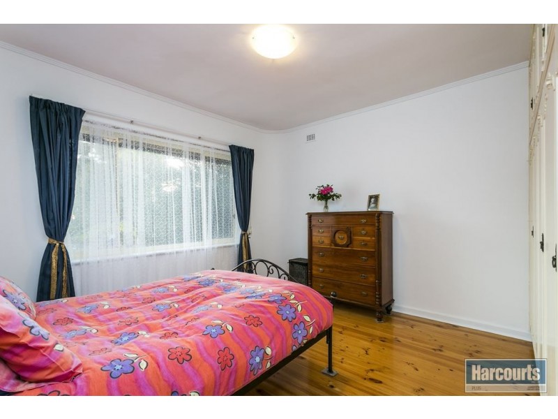 6 Cameron Avenue, Kingston Park SA 5049