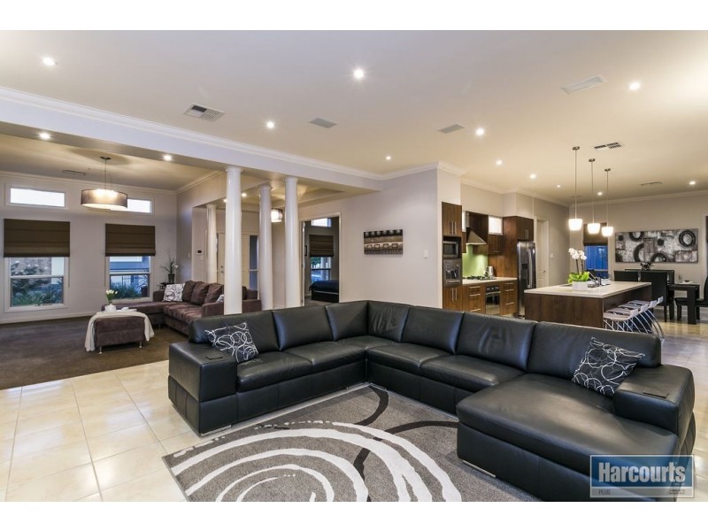 1 Norfolk Street, Flagstaff Hill SA 5159