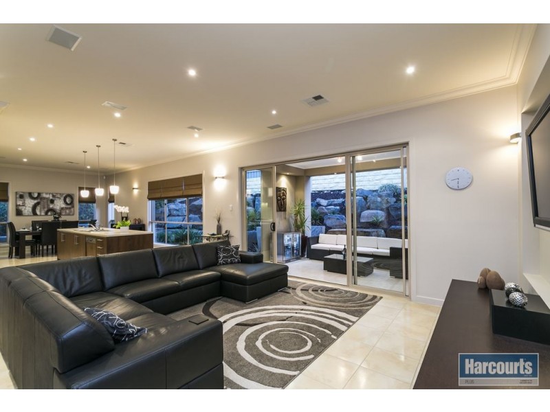 1 Norfolk Street, Flagstaff Hill SA 5159