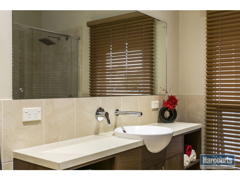 1 Norfolk Street, Flagstaff Hill SA 5159