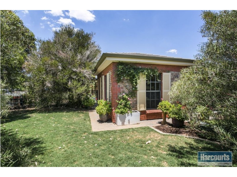 1 Apollo Drive, Hallett Cove SA 5158