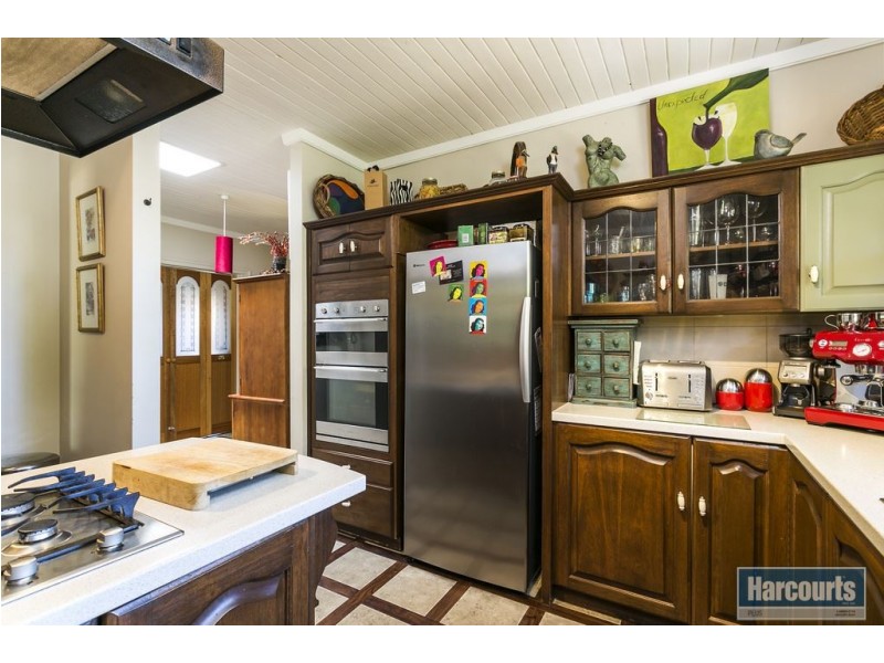 1 Apollo Drive, Hallett Cove SA 5158
