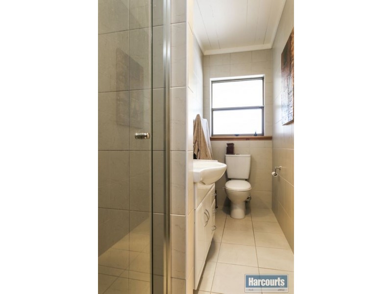 1 Apollo Drive, Hallett Cove SA 5158