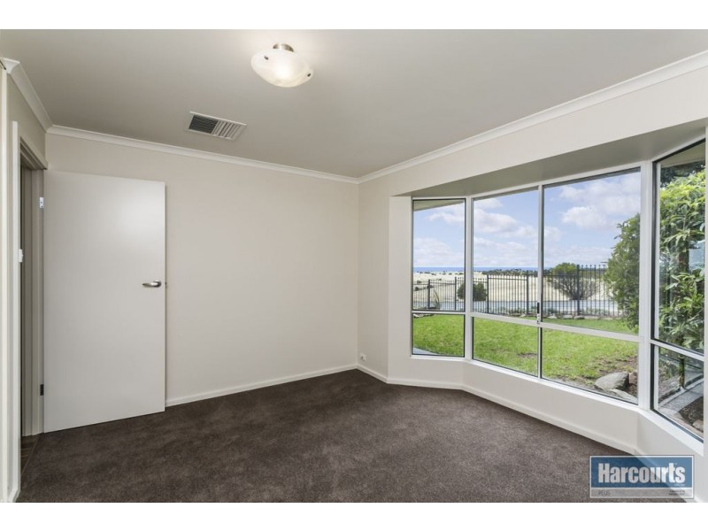 42 Perry Barr Road, Hallett Cove SA 5158