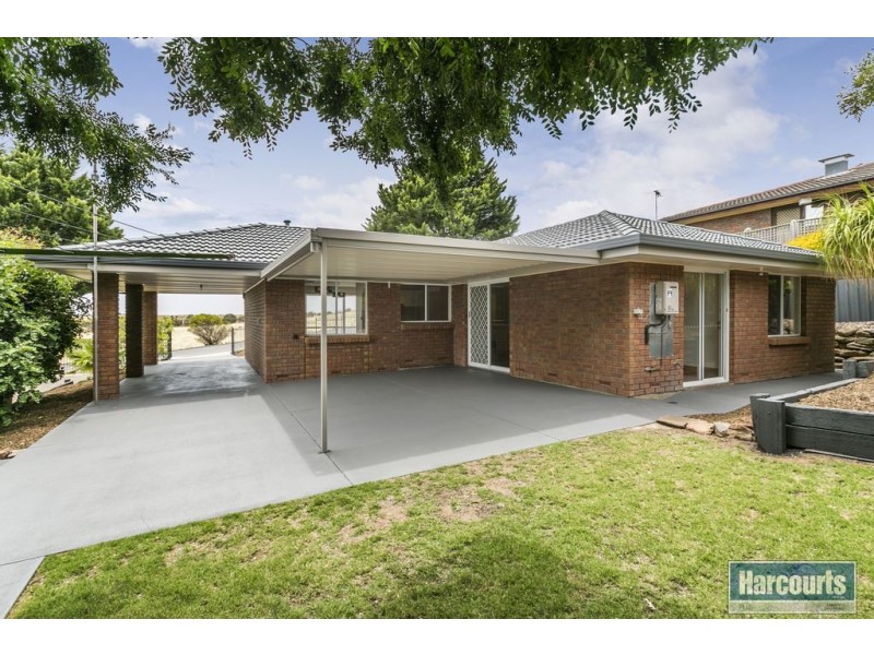 42 Perry Barr Road, Hallett Cove SA 5158