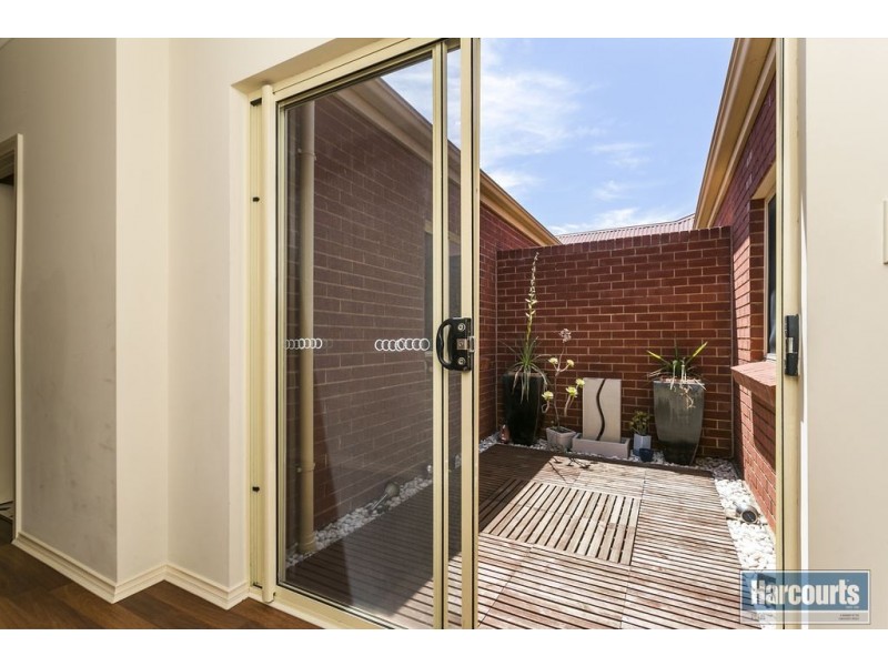 8 Syme Avenue, Seacombe Gardens SA 5047