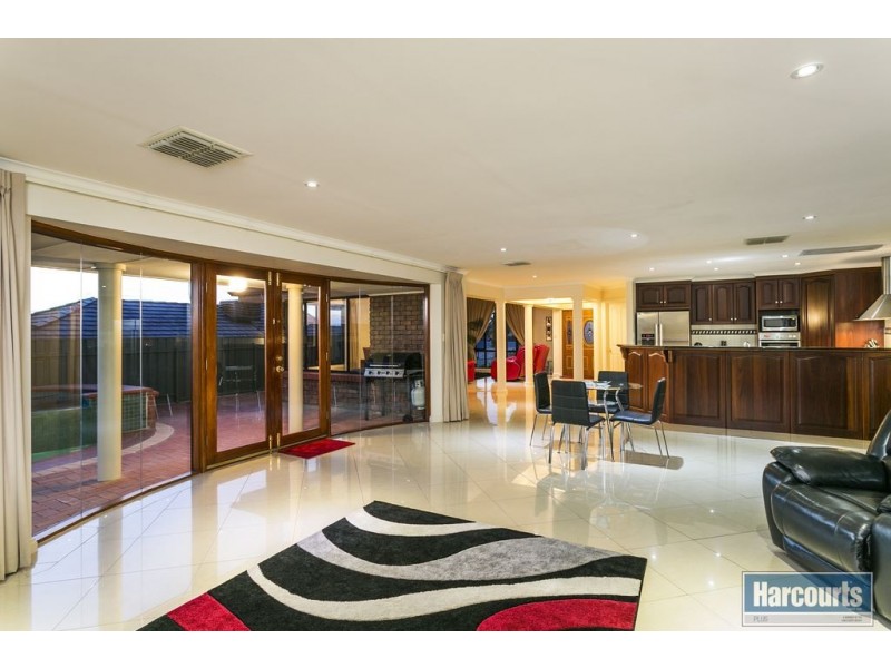 48 Elizabeth Crescent, Hallett Cove SA 5158