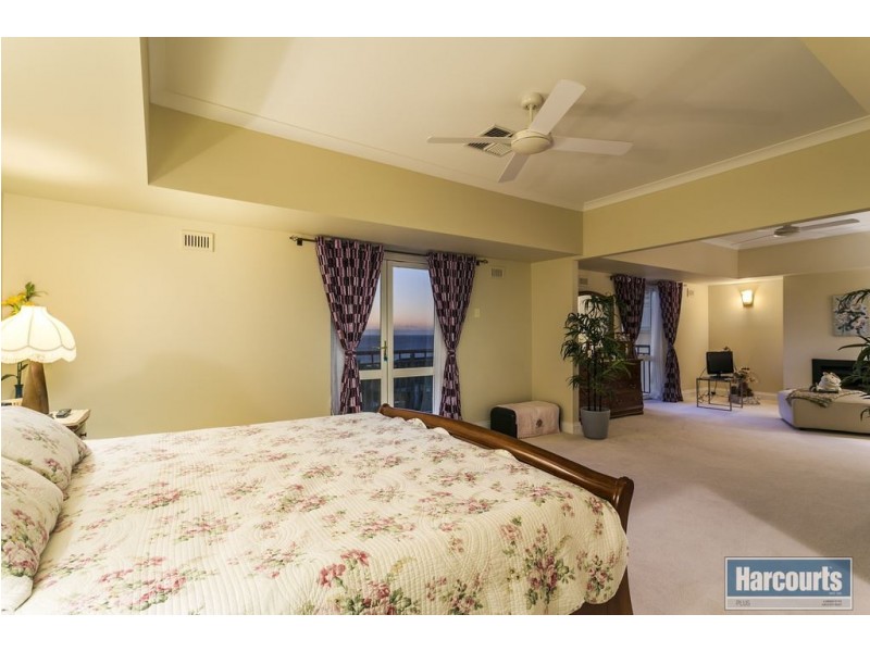1 Ashcroft Court, Hallett Cove SA 5158