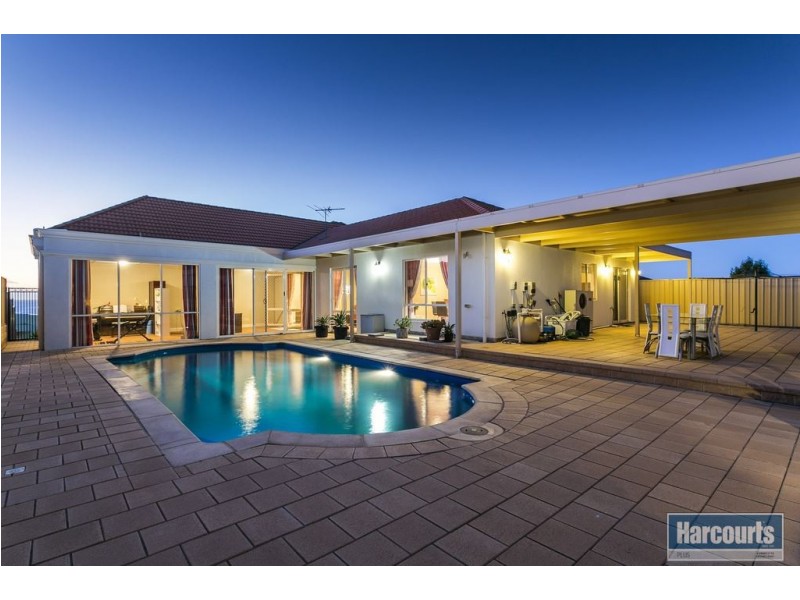 1 Ashcroft Court, Hallett Cove SA 5158