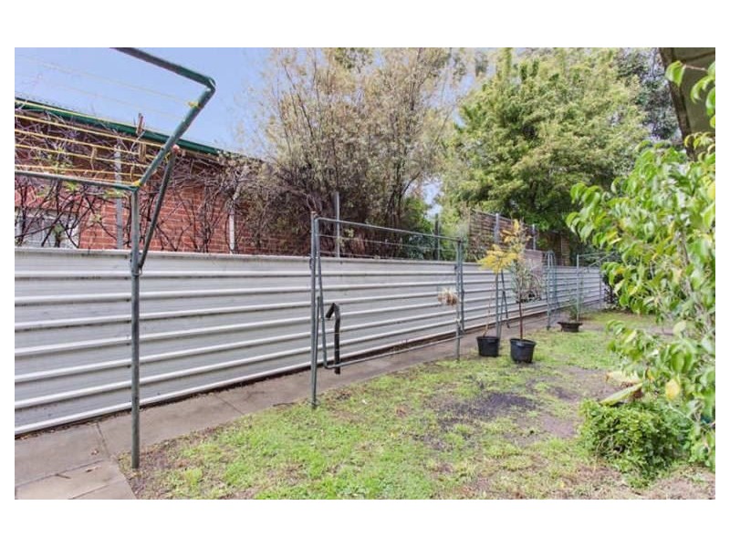 4/21 Cowper Road, Black Forest SA 5035