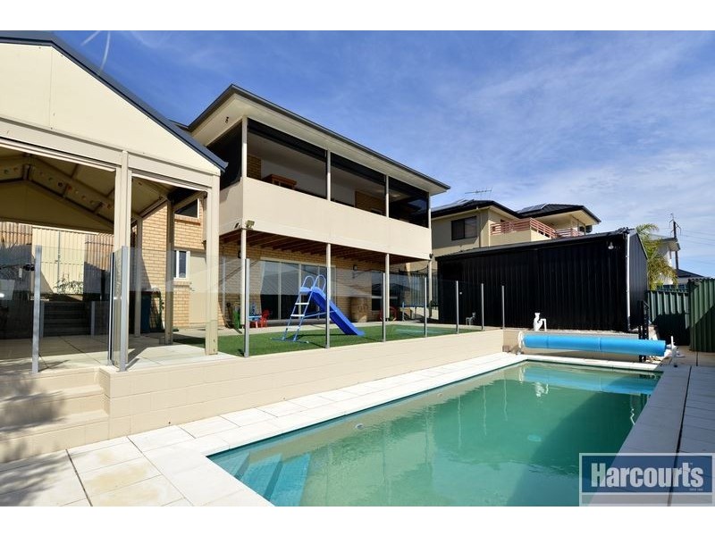 9 Stuart Court, Hallett Cove SA 5158