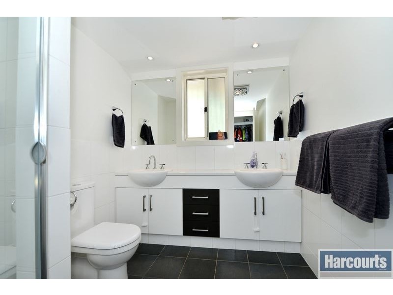 9 Stuart Court, Hallett Cove SA 5158