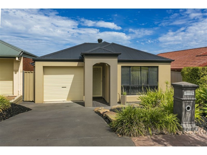 11 Station Crescent, Sheidow Park SA 5158