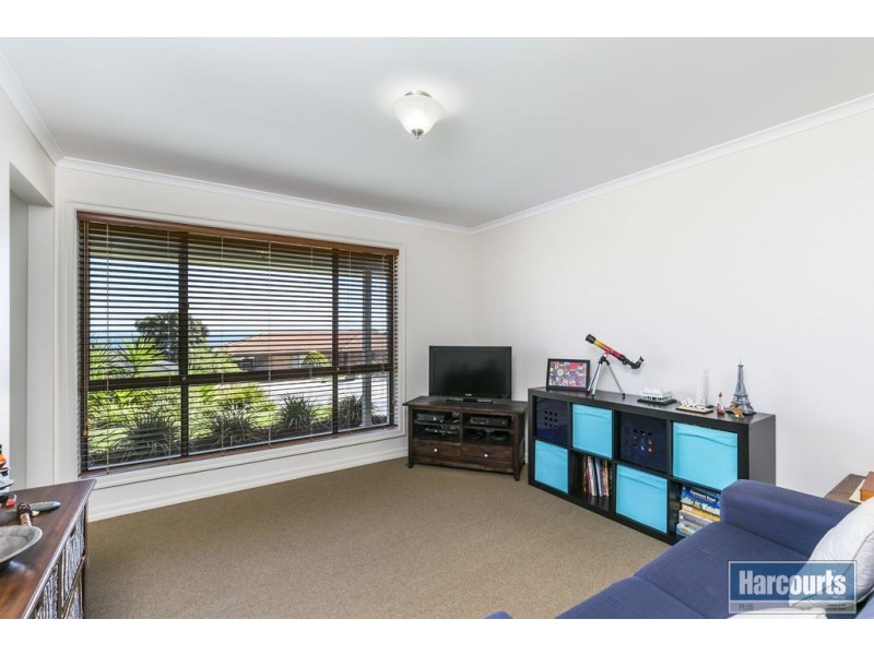 12 Genoa Court, Hallett Cove SA 5158