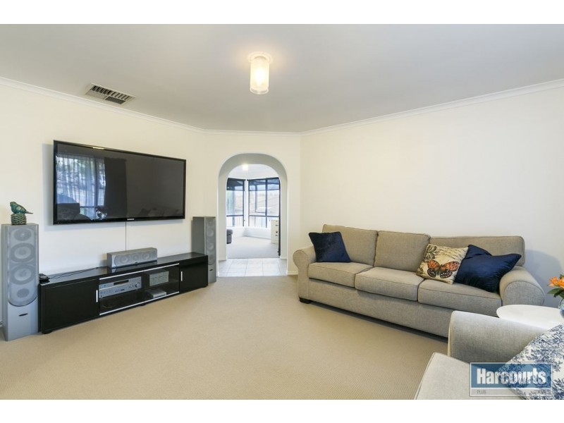 3 Middle Gully Avenue, Sheidow Park SA 5158