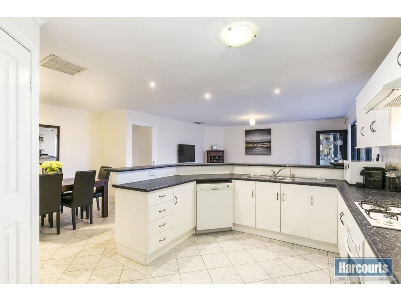 3 Middle Gully Avenue, Sheidow Park SA 5158