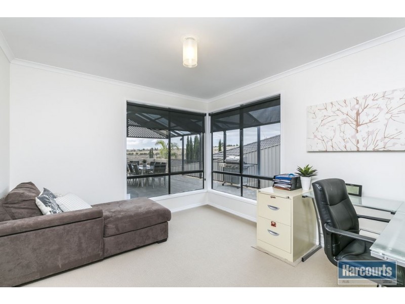 3 Middle Gully Avenue, Sheidow Park SA 5158