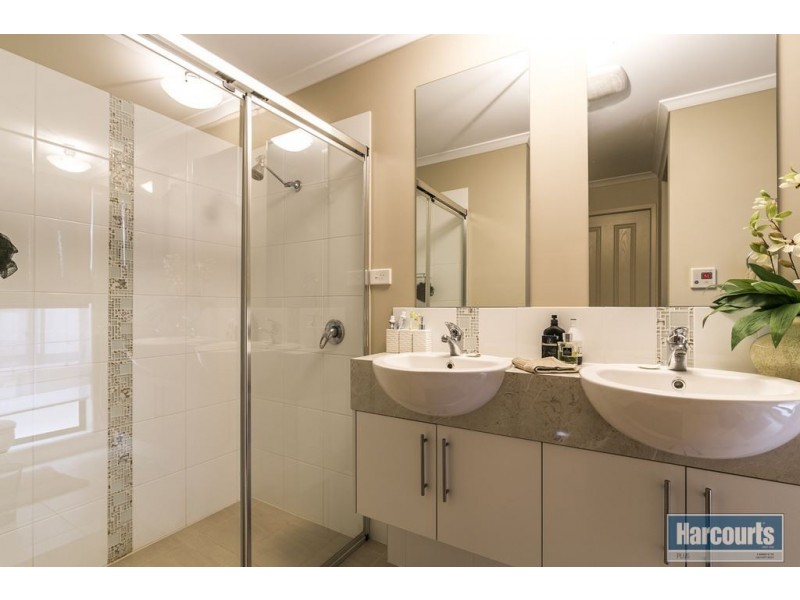 33 Edgehill Walk, Noarlunga Downs SA 5168