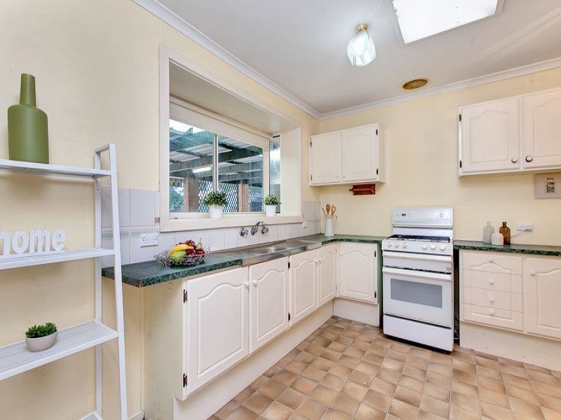 10 Kiah Crescent, Sheidow Park SA 5158