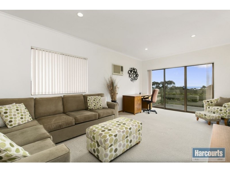 24 Pindee Street, Hallett Cove SA 5158