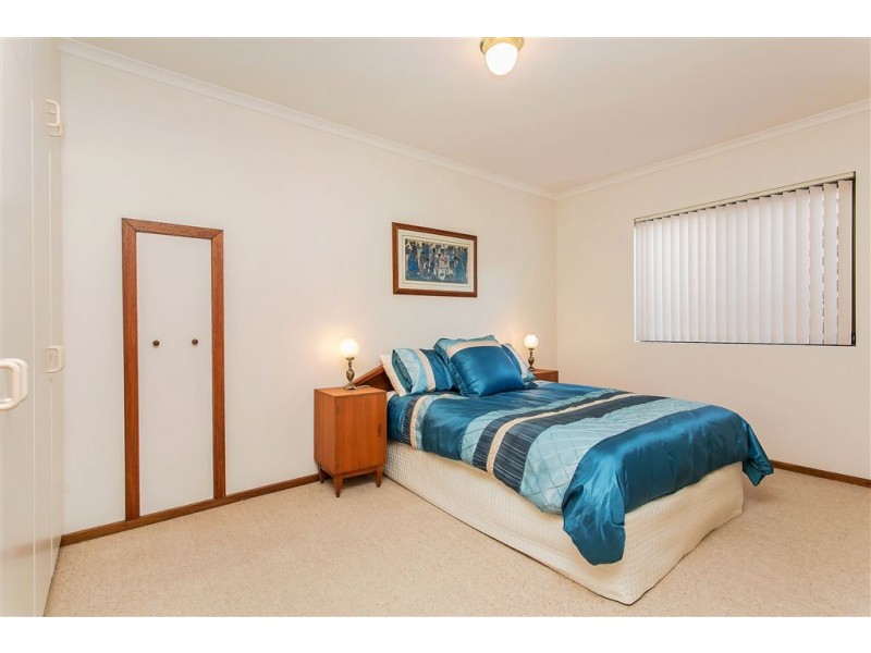 24 Pindee Street, Hallett Cove SA 5158