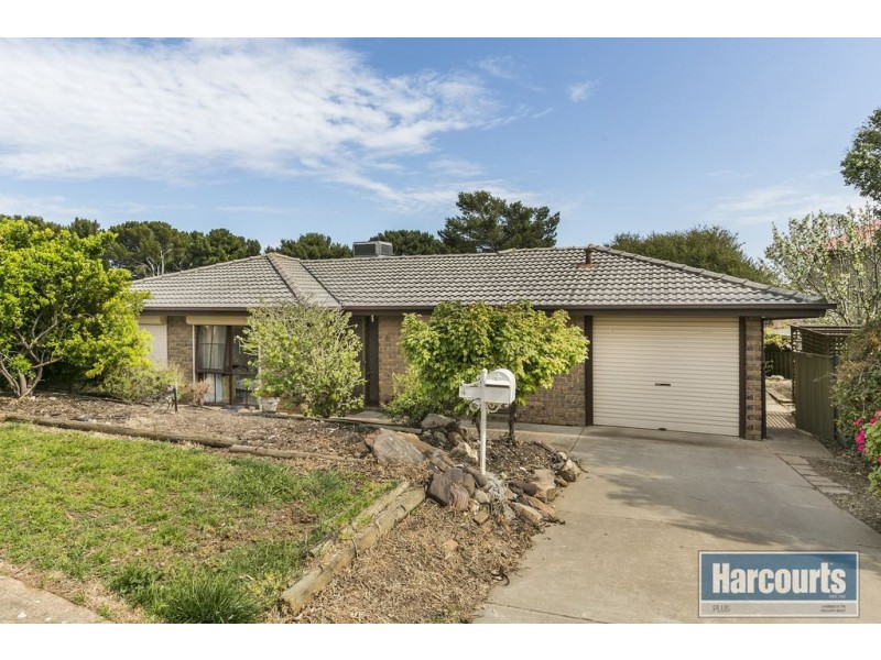 4 Balandra Street, Hallett Cove SA 5158
