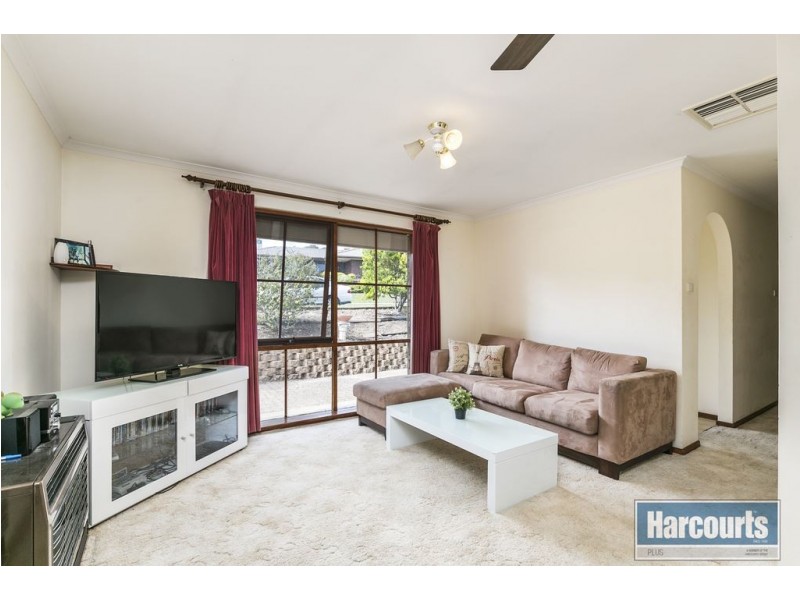 4 Balandra Street, Hallett Cove SA 5158