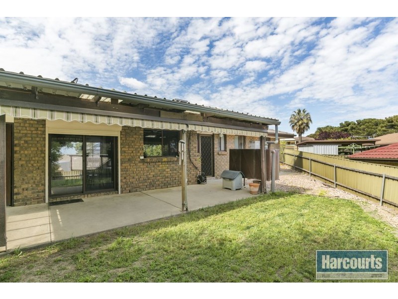 4 Balandra Street, Hallett Cove SA 5158