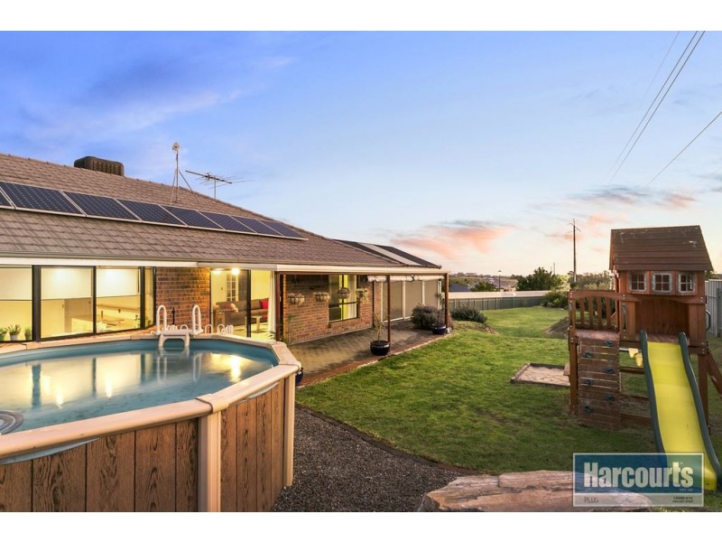 1 Nevarc Mews, Hallett Cove SA 5158