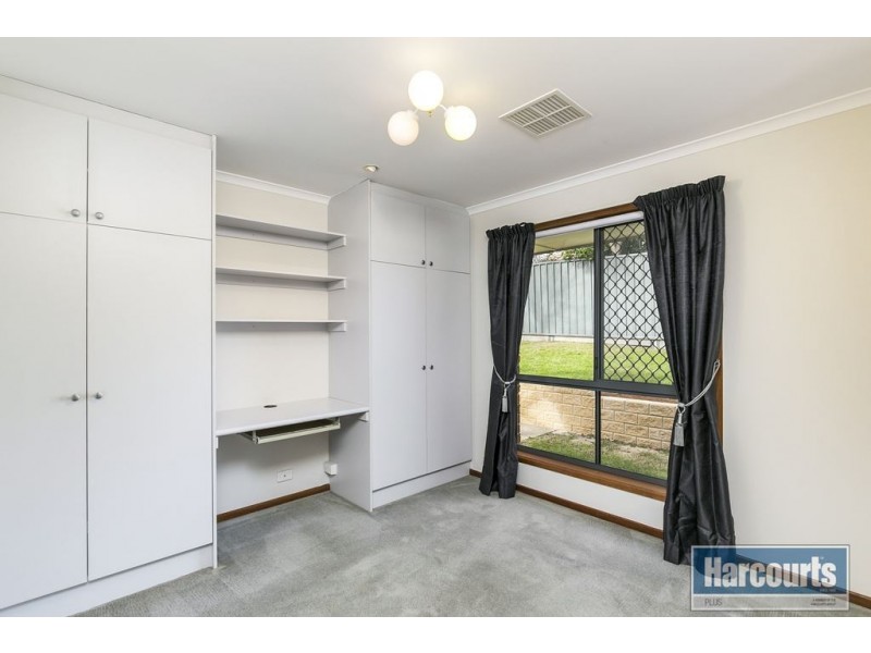 3 Eloise Avenue, Hallett Cove SA 5158