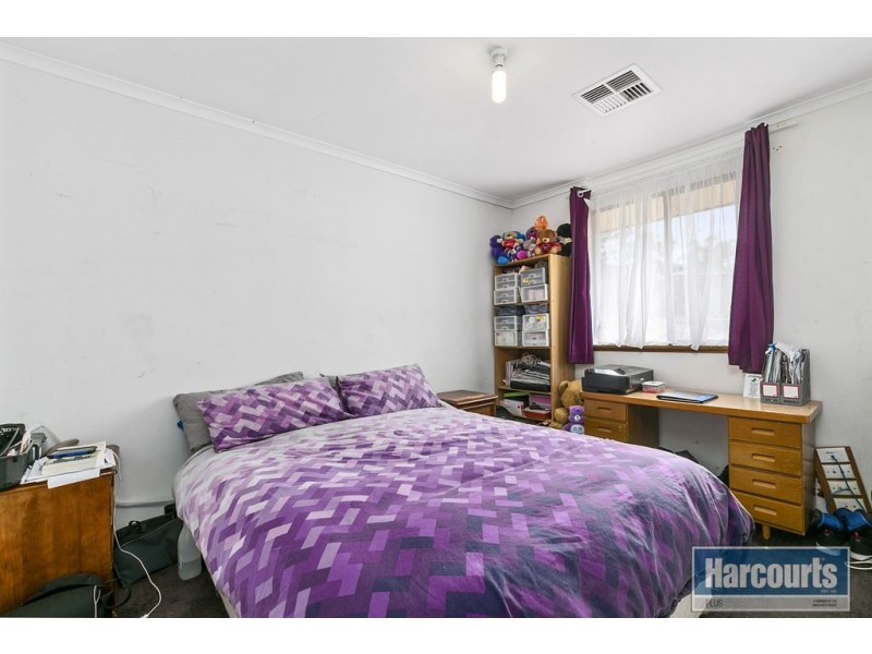 16 Arafura Court, Hallett Cove SA 5158