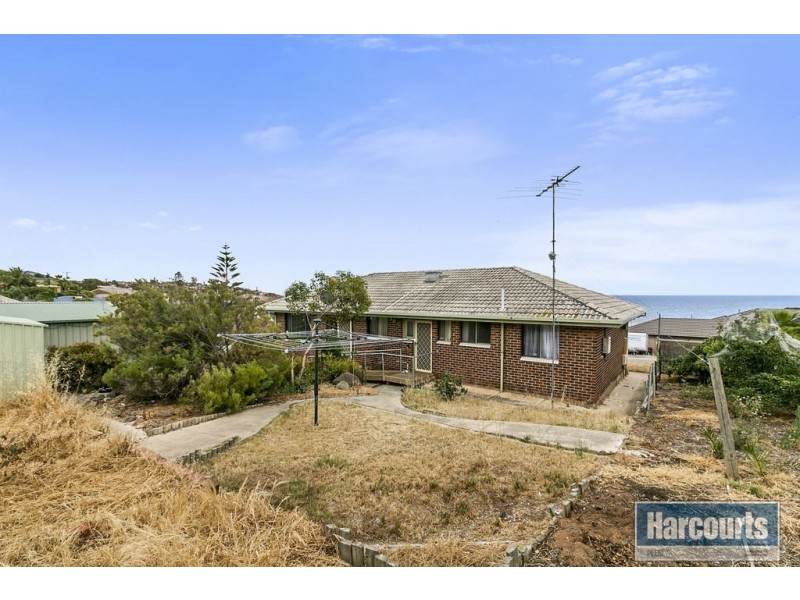 16 Arafura Court, Hallett Cove SA 5158